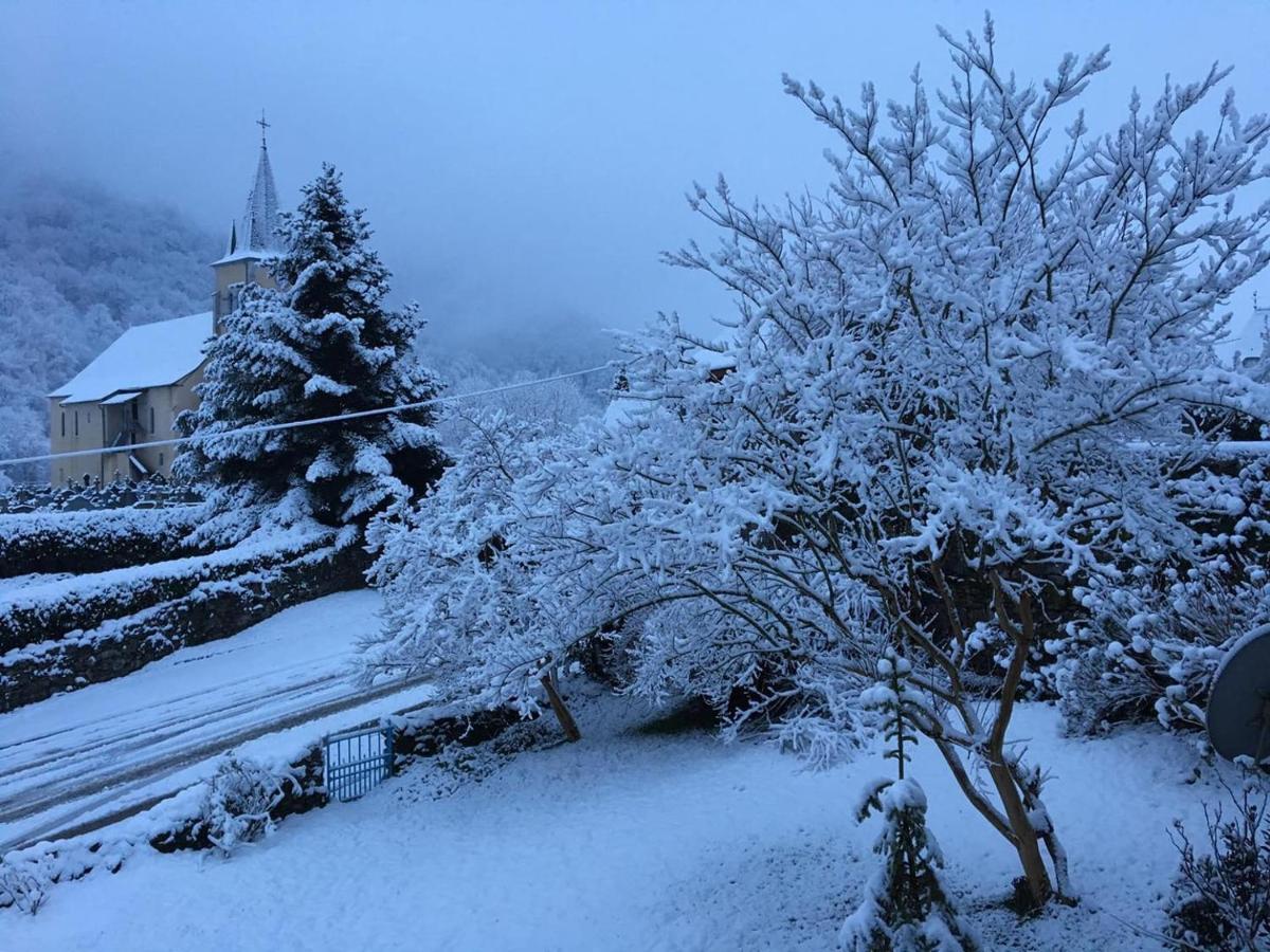 Abury, Tables Et Chambres , Randos Et Bien Etre A La Montagne Barcus Exterior photo