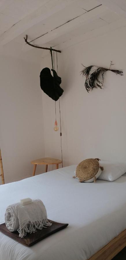 Abury, Tables Et Chambres , Randos Et Bien Etre A La Montagne Barcus Exterior photo