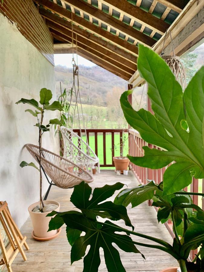 Abury, Tables Et Chambres , Randos Et Bien Etre A La Montagne Barcus Exterior photo