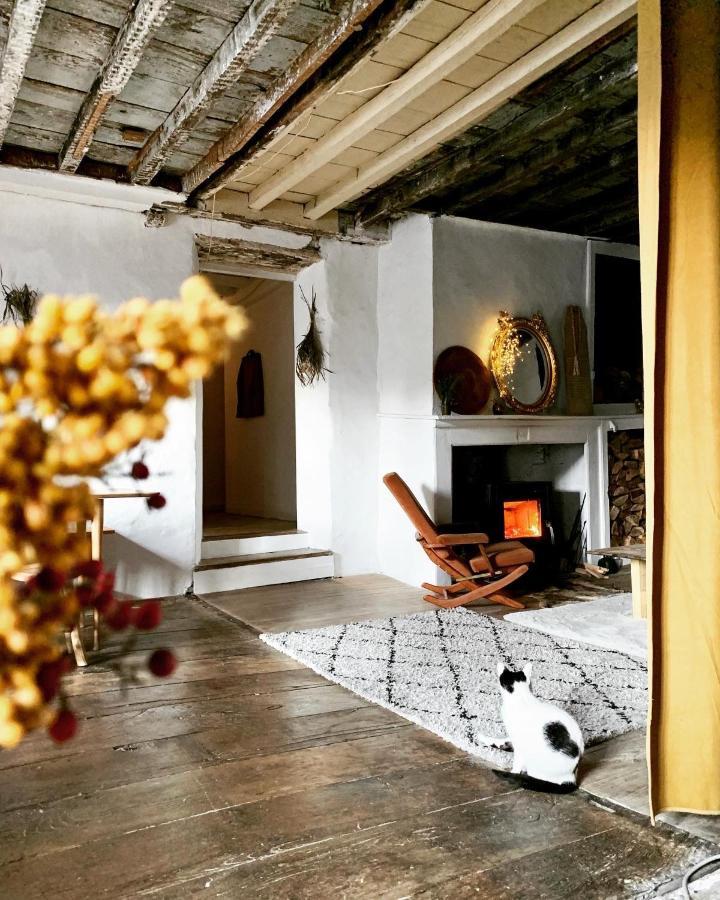 Abury, Tables Et Chambres , Randos Et Bien Etre A La Montagne Barcus Exterior photo